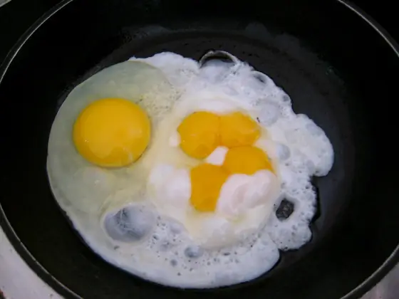 frying pan egg