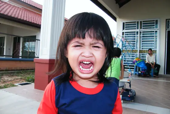 sad child crying
